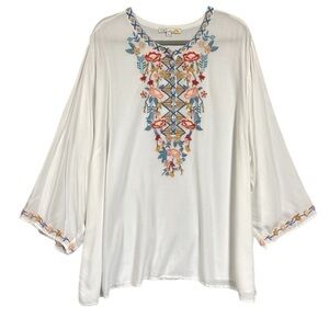 C&C California Blouse Womens Size 3X White Floral Embroidered Boho Coastal